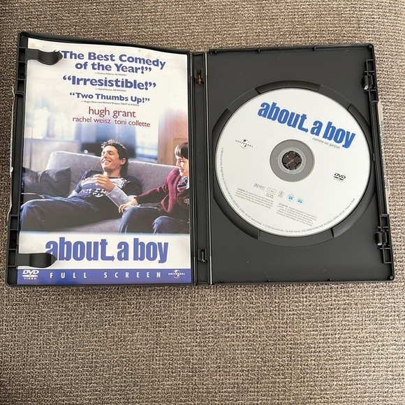 5/$25 About a Boy DVD Universal Hugh Grant Rachel Weiss Toni Collette Comedy - Picture 3 of 5